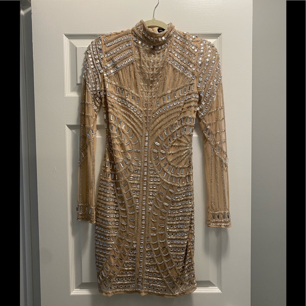 SHOWSTOPPING NEW YEAR’S EVE DRESS